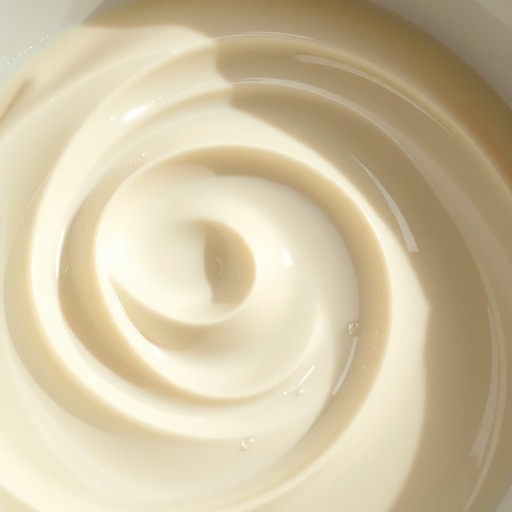 面霜怎么乳化:一文搞懂手法、用量与温度,涂完不搓泥不闷痘(图1) 面霜怎么乳化:一文搞懂手法、用量与温度,涂完不搓泥不闷痘(图1)